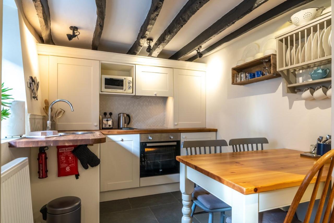 Low Nook Cottage - Gorgeous Decor ブロートン・イン・ファーネス エクステリア 写真