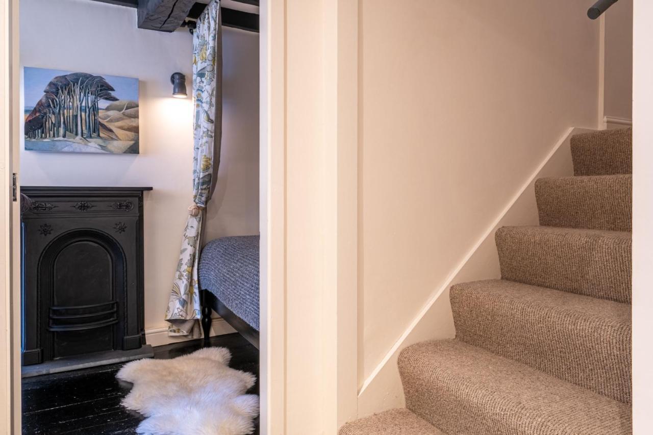 Low Nook Cottage - Gorgeous Decor ブロートン・イン・ファーネス エクステリア 写真